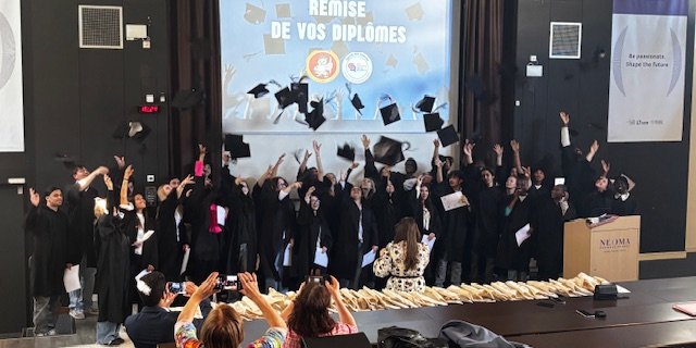 Lyc e De La Vall e Du Cailly Une quipe Au Service De La R ussite De Lyc e De La Vall e Du Cailly Une quipe Au Service De La R ussite De